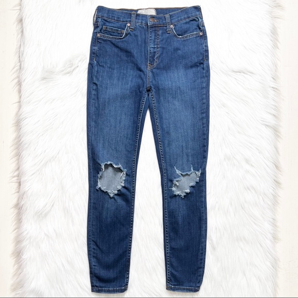 Free People Distressed Busted Knee Medium Wash Mid Rise Cropped Skinny Jeans - Picture 2 of 11